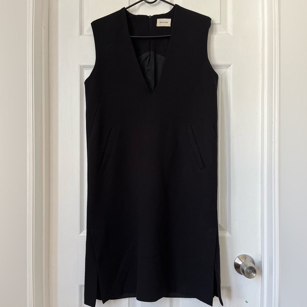 Wood Wood Sleeveless V Neck Black Sheath Dress Size 36